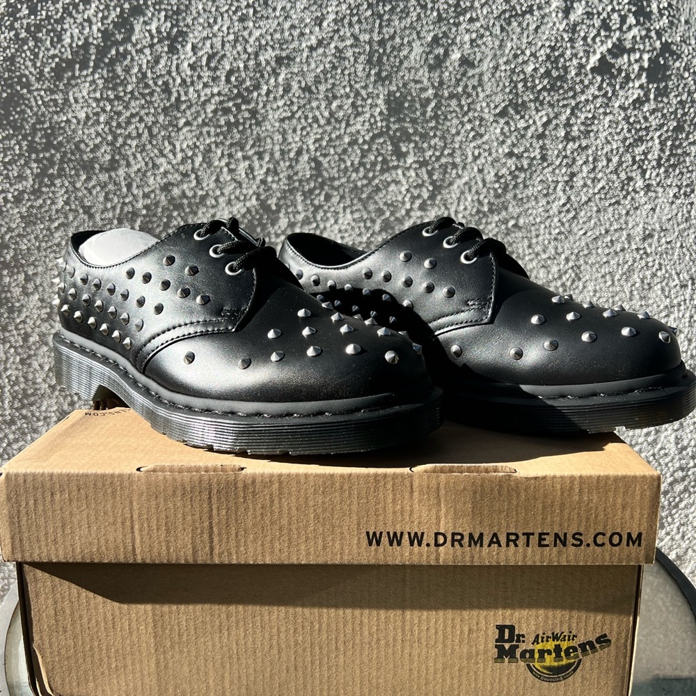 Dr. Martens